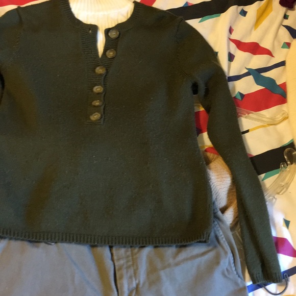 Outfit - Picture 2 of 5